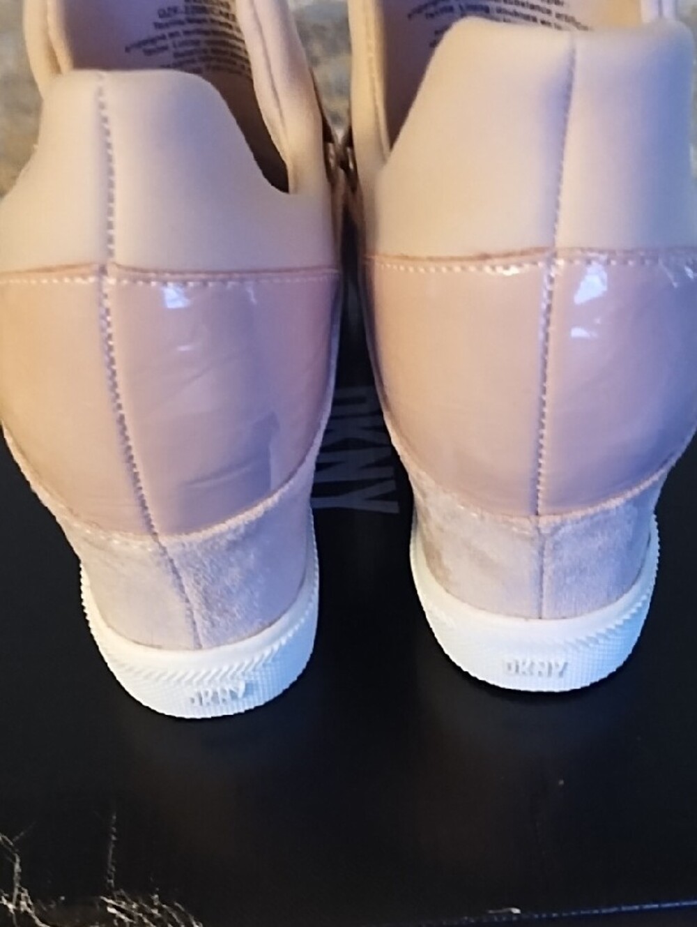 DKNY Shoes Excellent Condition - Picture 3 of 5